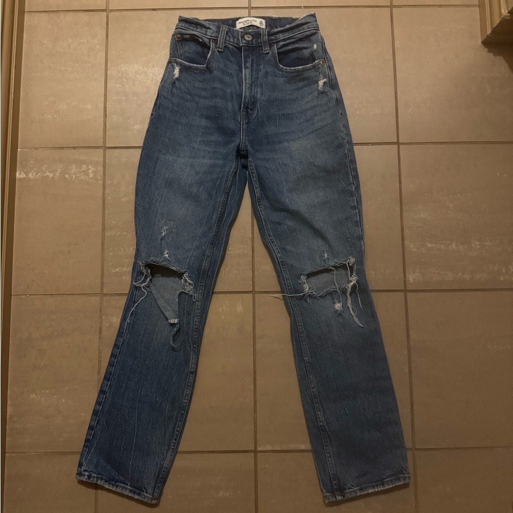 Abercrombie & Fitch Curve Love Ultra High-Rise 90’s Straight-Leg Jeans 23/000S - Picture 2 of 4